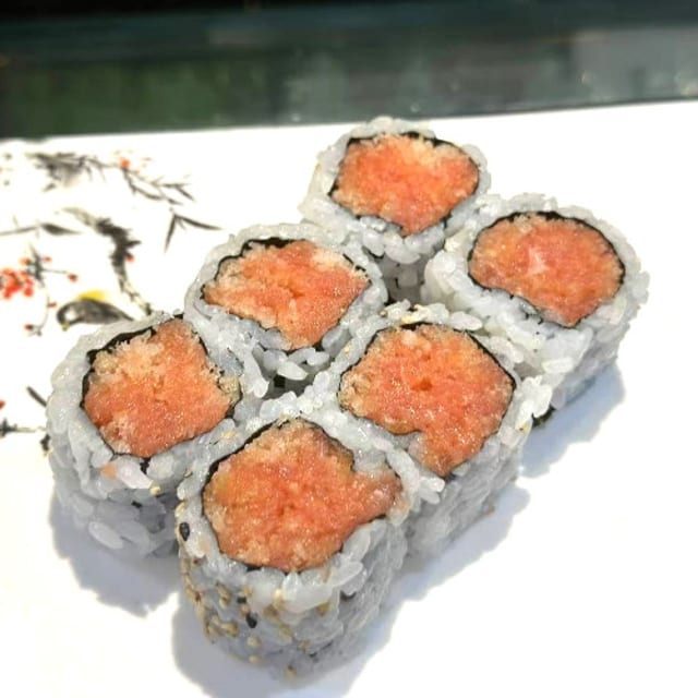 Spicy Tuna Roll.