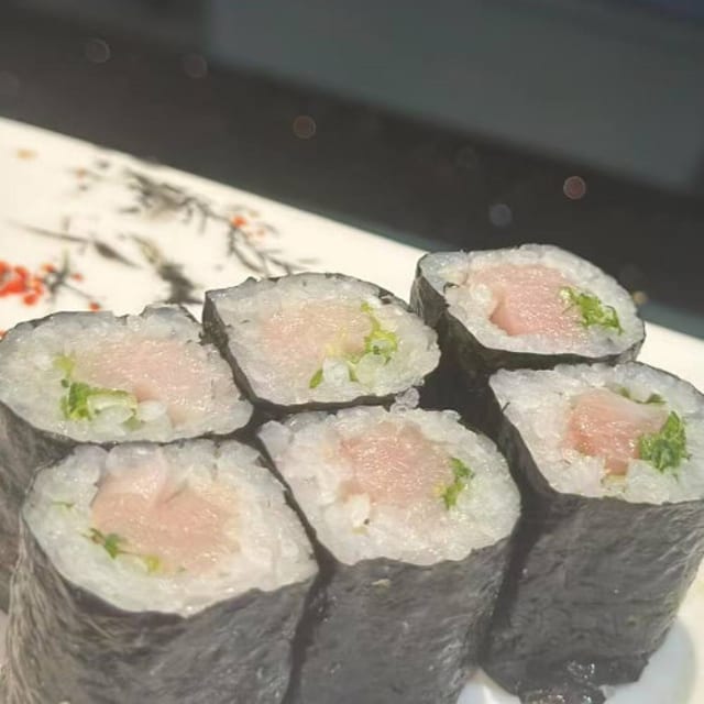 Yellowtail Roll.