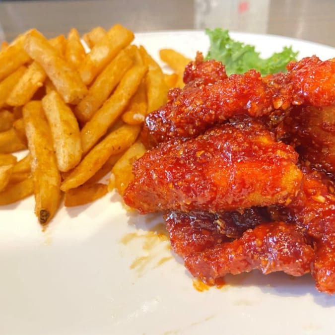 Spicy Korean Boneless Chicken w. French Fries.